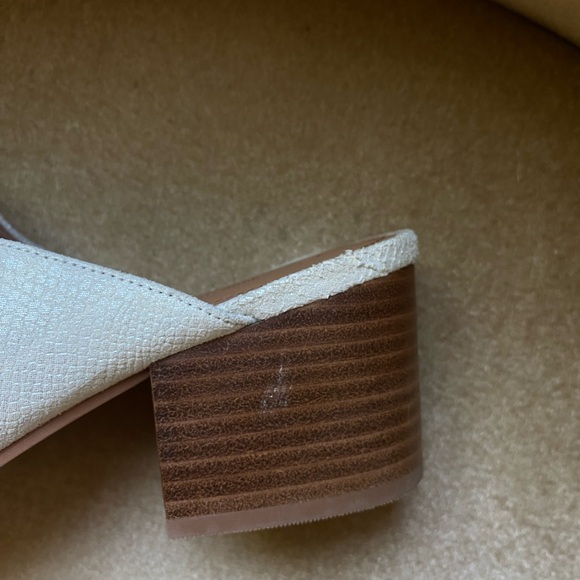 Johnston&Murphy Trista Mule - Picture 8 of 9